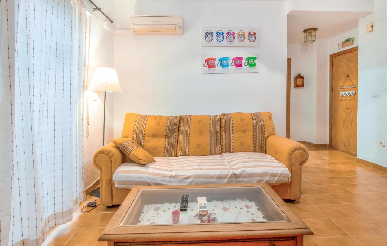 1 Bedroom Nice Apartment In 圣波拉 外观 照片